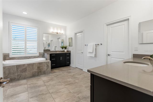 12022 MEDLEY TERRACE, Bradenton, FL 34211