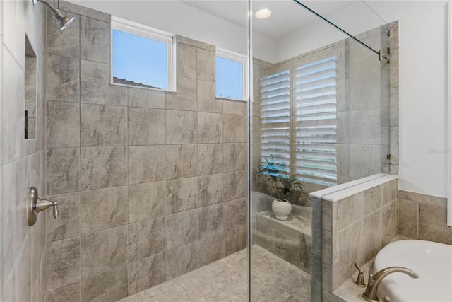 12022 MEDLEY TERRACE, Bradenton, FL 34211