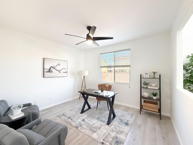 1677 Brookglen Dr, Olivehurst, CA 95961