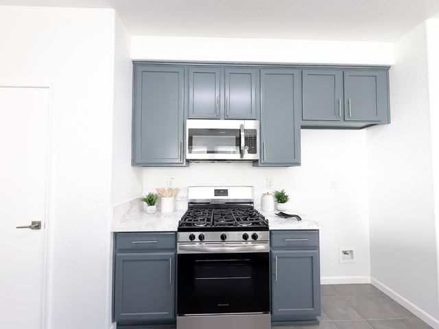 1677 Brookglen Dr, Olivehurst, CA 95961