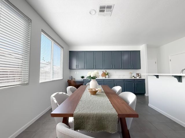 1677 Brookglen Dr, Olivehurst, CA 95961