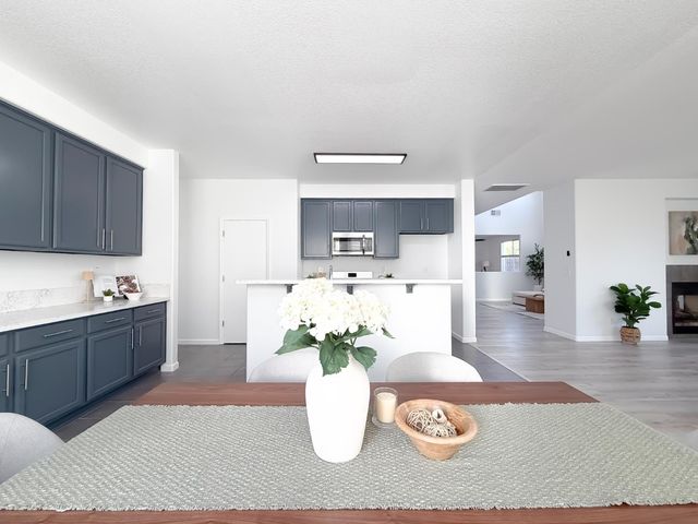 1677 Brookglen Dr, Olivehurst, CA 95961