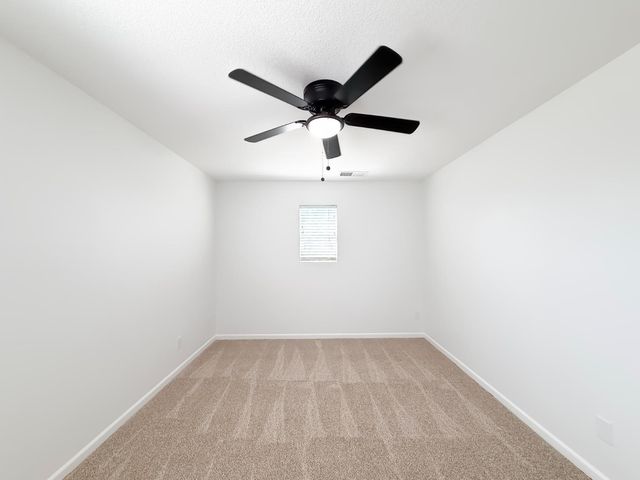 1677 Brookglen Dr, Olivehurst, CA 95961