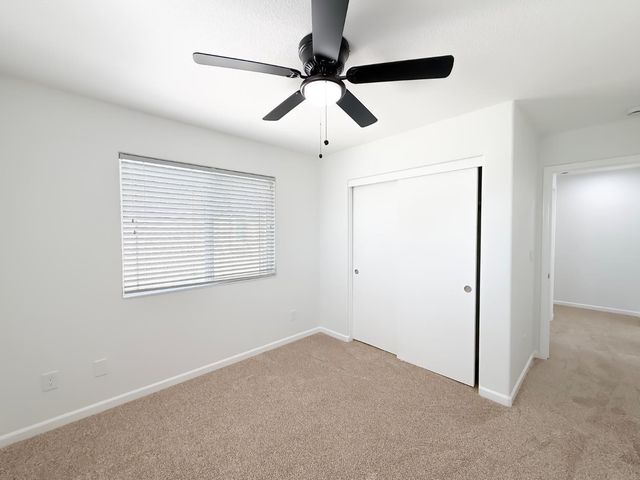 1677 Brookglen Dr, Olivehurst, CA 95961