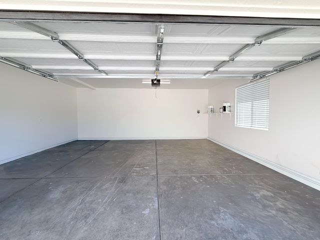 1677 Brookglen Dr, Olivehurst, CA 95961