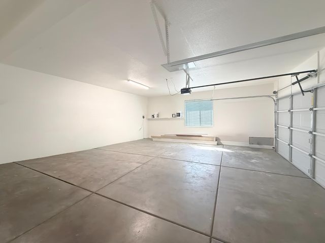 1677 Brookglen Dr, Olivehurst, CA 95961