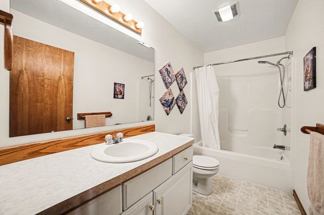 428 Willow Bend, Auburn, MI 48611