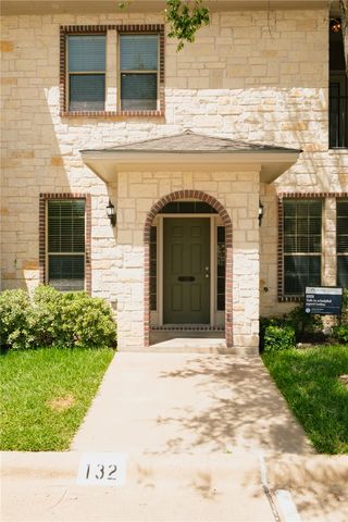 132 Forest Drive 132, College Station, TX 77840