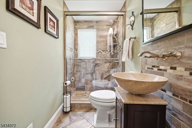 46 Westminster Dr, Parsippany-troy Hills Twp., NJ 07054