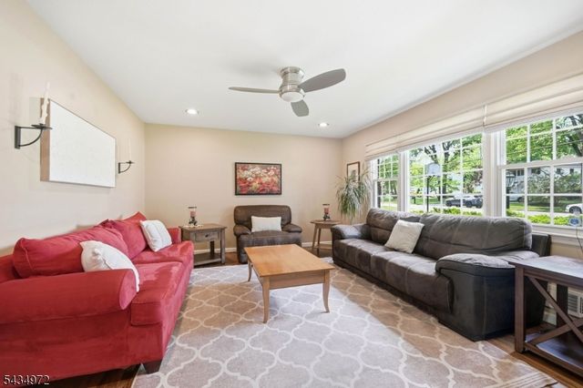 46 Westminster Dr, Parsippany-troy Hills Twp., NJ 07054
