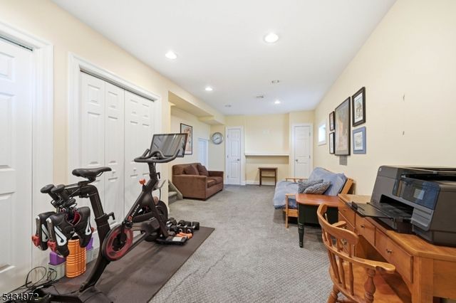 46 Westminster Dr, Parsippany-troy Hills Twp., NJ 07054