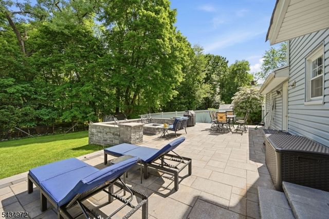 46 Westminster Dr, Parsippany-troy Hills Twp., NJ 07054
