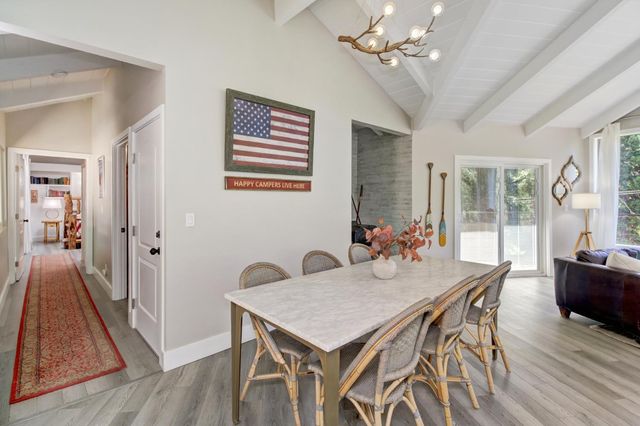 7115 Lakewood Dr, Pollock Pines, CA 95726