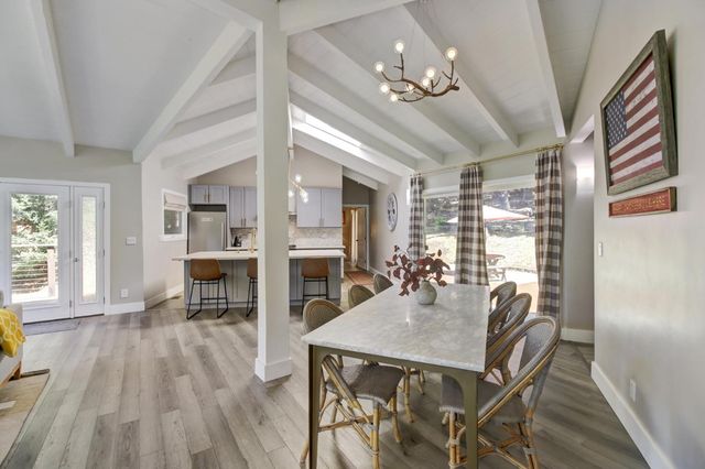 7115 Lakewood Dr, Pollock Pines, CA 95726