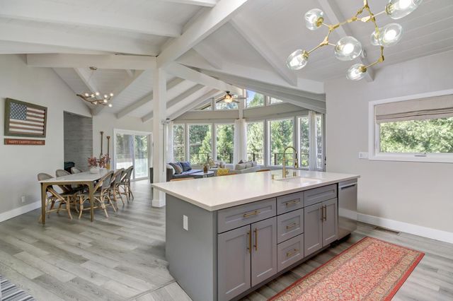 7115 Lakewood Dr, Pollock Pines, CA 95726