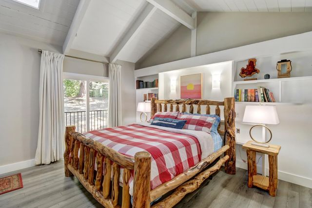 7115 Lakewood Dr, Pollock Pines, CA 95726