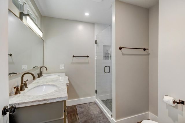 7115 Lakewood Dr, Pollock Pines, CA 95726