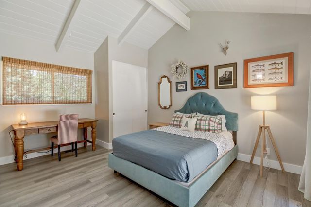 7115 Lakewood Dr, Pollock Pines, CA 95726