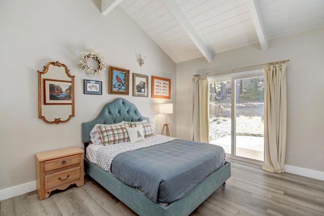 7115 Lakewood Dr, Pollock Pines, CA 95726