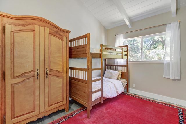 7115 Lakewood Dr, Pollock Pines, CA 95726