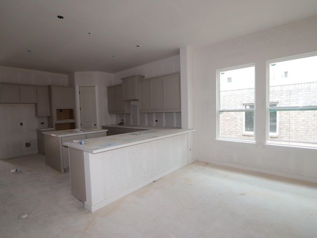 374 Bishop Wood RD, Dripping Springs, TX 78620