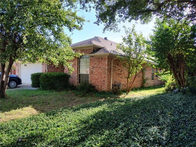 4205 Boulder Park Drive, Fort Worth, TX 76040