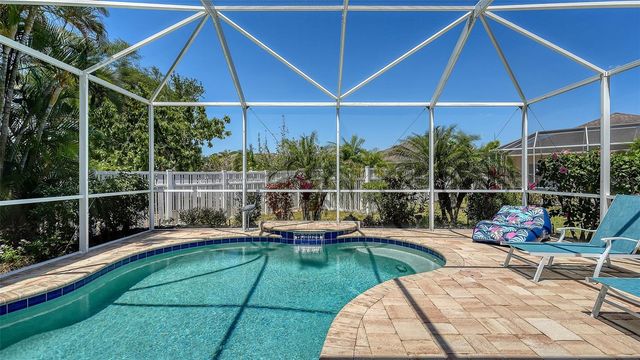 5303 TIDE POINT WAY, Bradenton, FL 34208