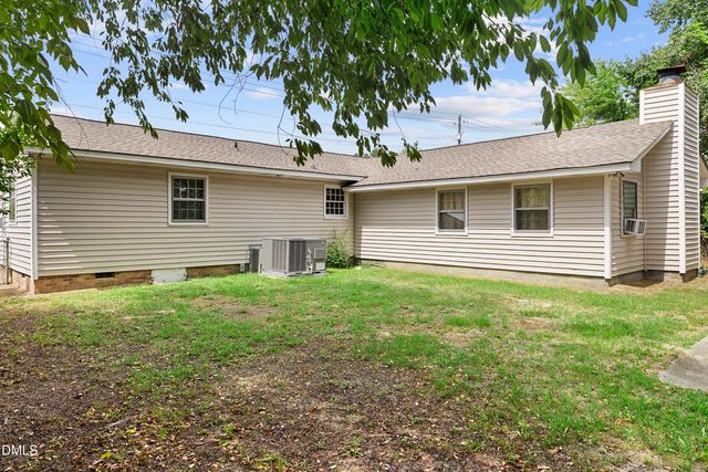 3873 Cumberland Road, Fayetteville, NC 28306