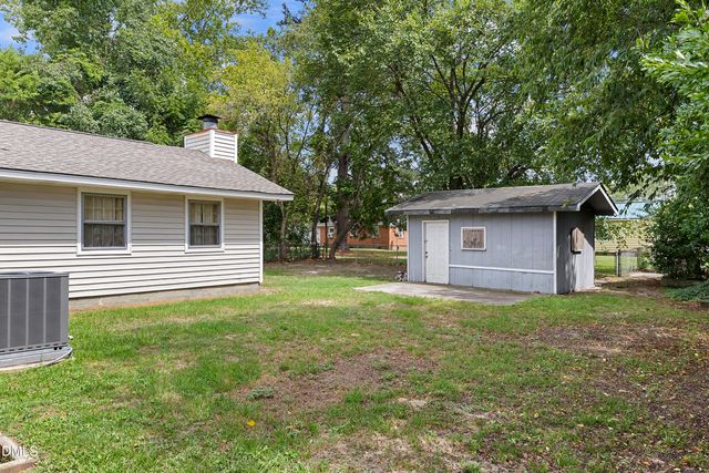 3873 Cumberland Road, Fayetteville, NC 28306