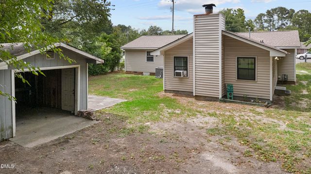 3873 Cumberland Road, Fayetteville, NC 28306