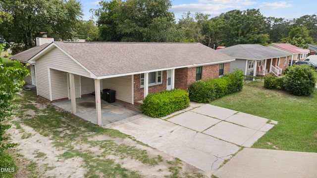 3873 Cumberland Road, Fayetteville, NC 28306