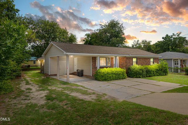 3873 Cumberland Road, Fayetteville, NC 28306