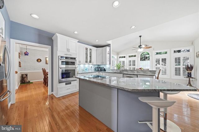 6330 EMA CT, Elkridge, MD 21075