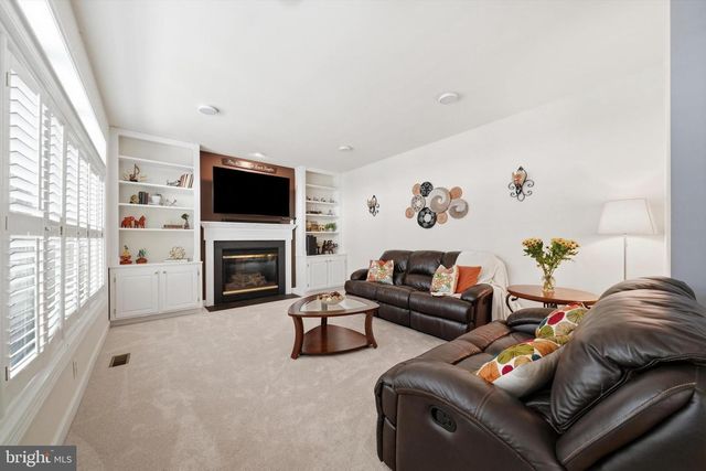 6330 EMA CT, Elkridge, MD 21075