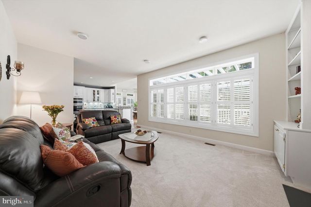 6330 EMA CT, Elkridge, MD 21075