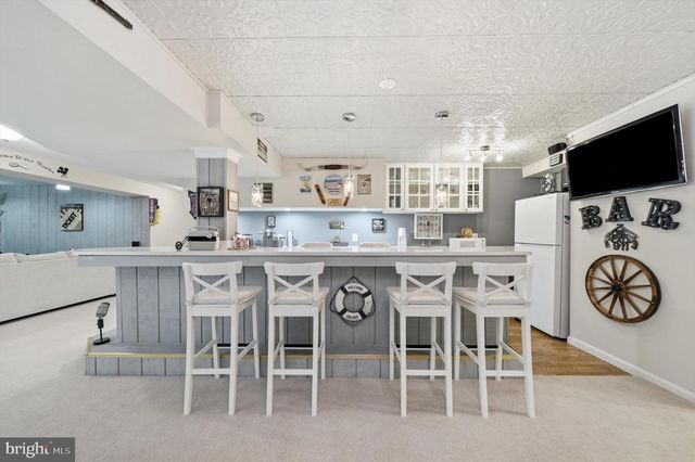 6330 EMA CT, Elkridge, MD 21075