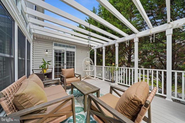 6330 EMA CT, Elkridge, MD 21075
