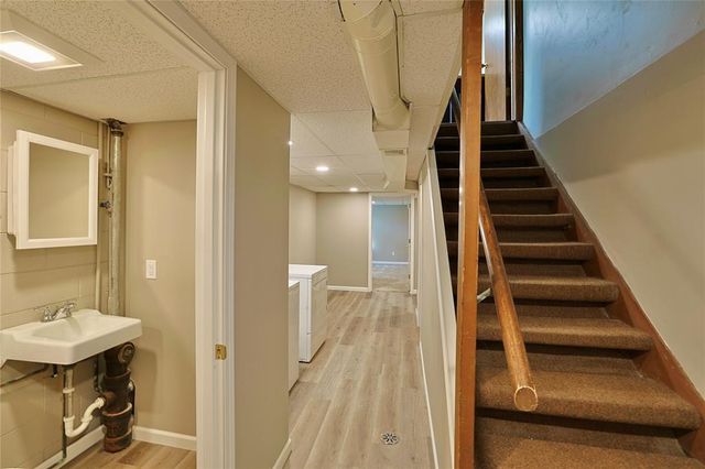 3045 Wedgewood Avenue, Eau Claire, WI 54703