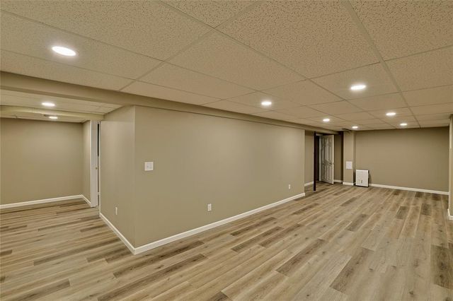 3045 Wedgewood Avenue, Eau Claire, WI 54703