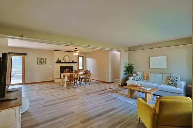 3045 Wedgewood Avenue, Eau Claire, WI 54703