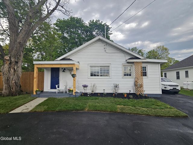 3929 Western Turnpike, Guilderland, NY 12009