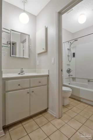 3020 Cedarwood Village Ln, Pensacola, FL 32514