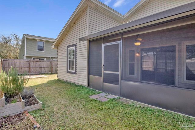 3020 Cedarwood Village Ln, Pensacola, FL 32514