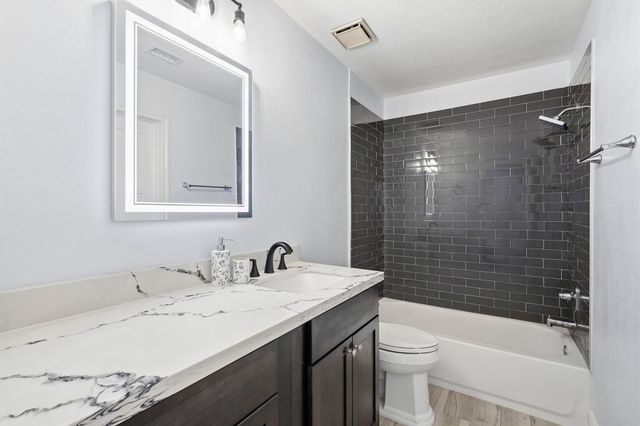 7815 Royan Drive, Houston, TX 77071