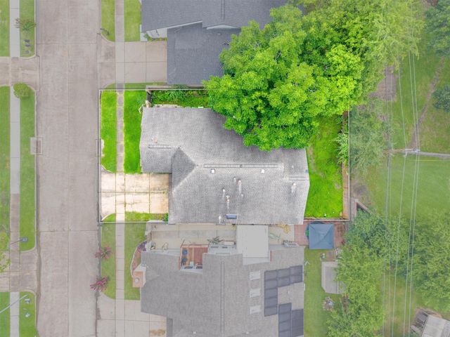 7815 Royan Drive, Houston, TX 77071