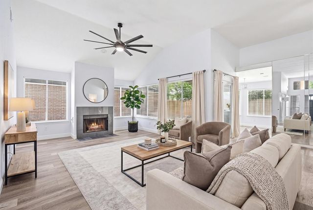 7815 Royan Drive, Houston, TX 77071