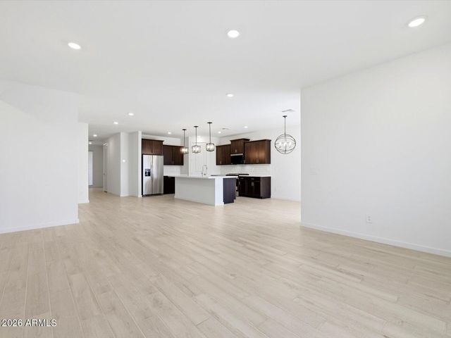 8425 W SARATOGA Way, Florence, AZ 85132