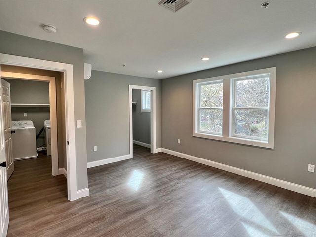 1617 Plymouth St 3, East Bridgewater, MA 02333