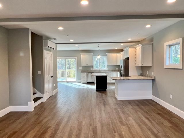 1617 Plymouth St 3, East Bridgewater, MA 02333