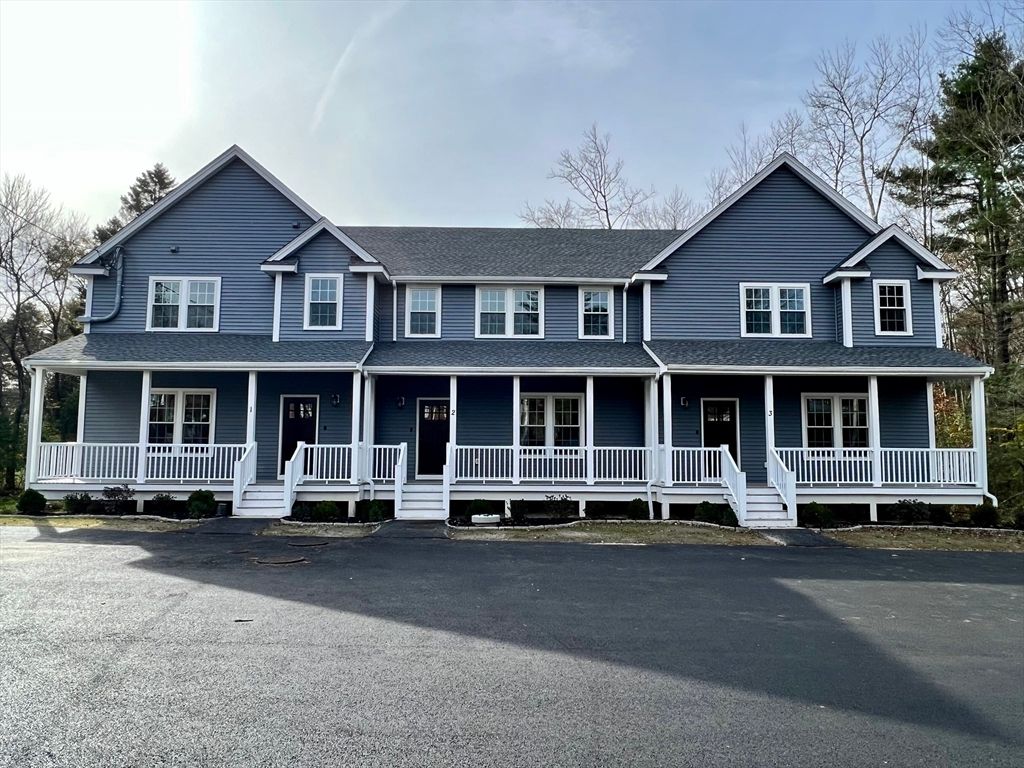 1617 Plymouth St 3, East Bridgewater, MA 02333